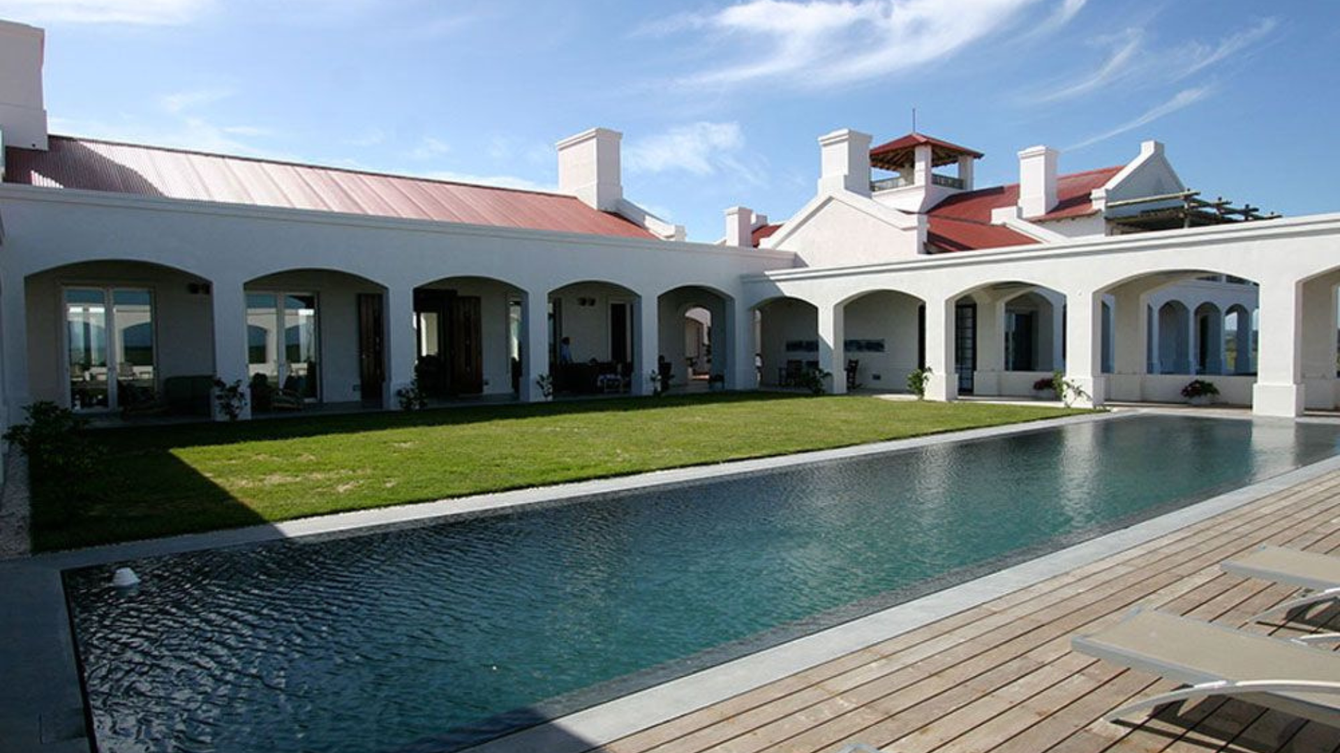 VIK Jose Ignacio — miniatura 4