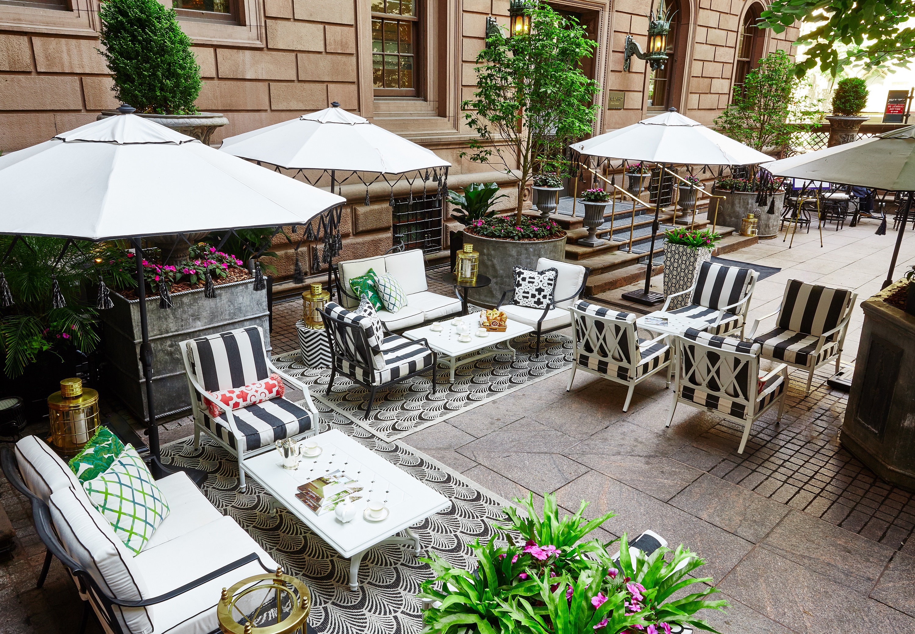 Lotte New York Palace — miniatura 2